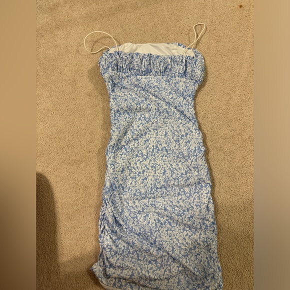 Princess Polly Dress - Picture 4 of 7